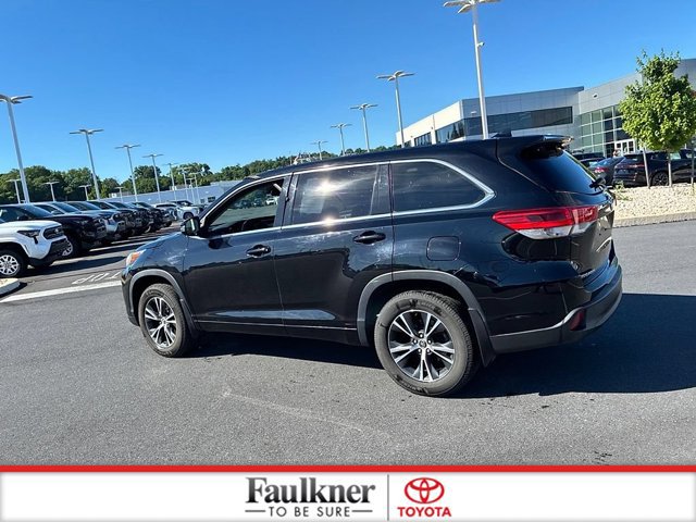 Certified 2018 Toyota Highlander Plus AWD/4WD image 14