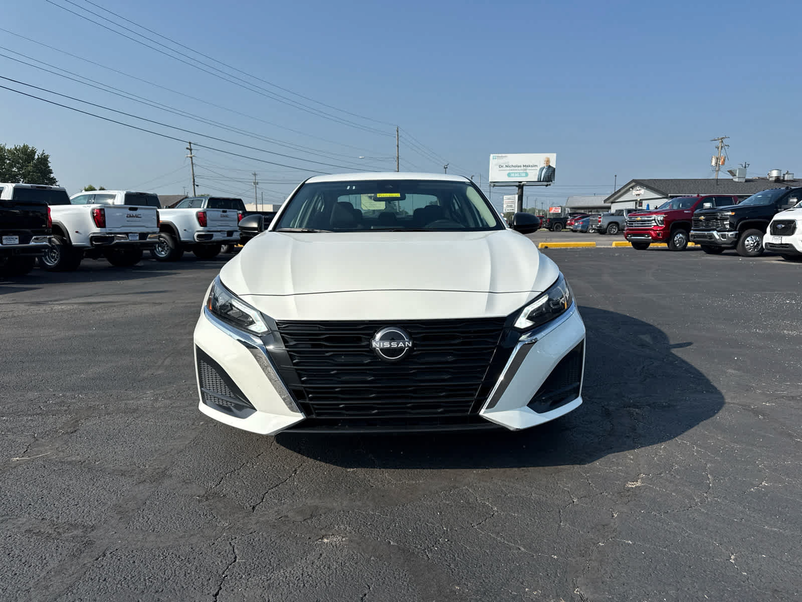 Used 2025 Nissan Altima 2.5 SV FWD image 8