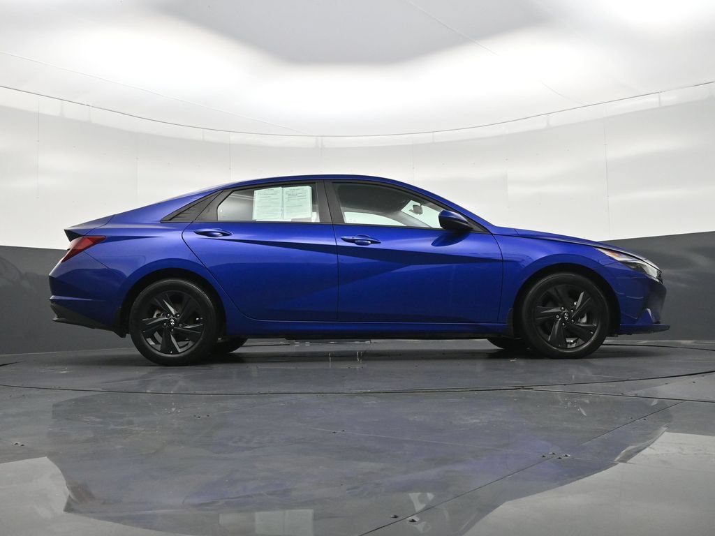 Used 2023 Hyundai Elantra SEL FWD image 28