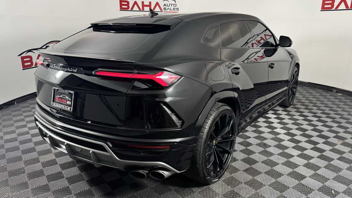 Used 2019 Lamborghini Urus AWD/4WD image 6