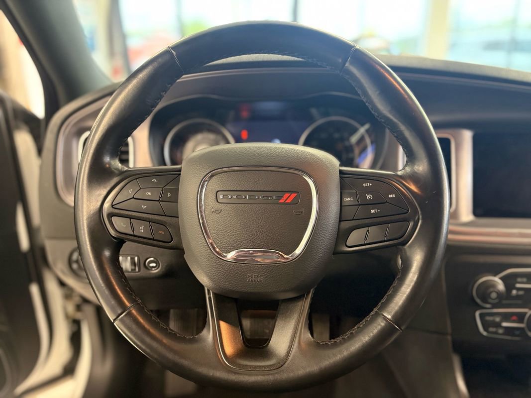 Used 2023 Dodge Charger SXT RWD image 17