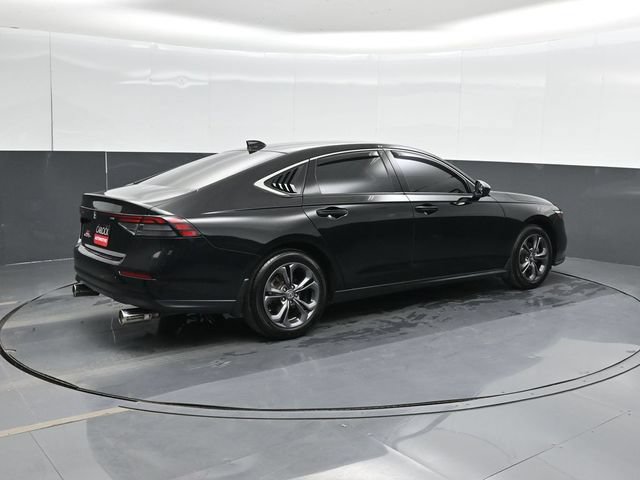 Used 2023 Honda Accord EX image 3