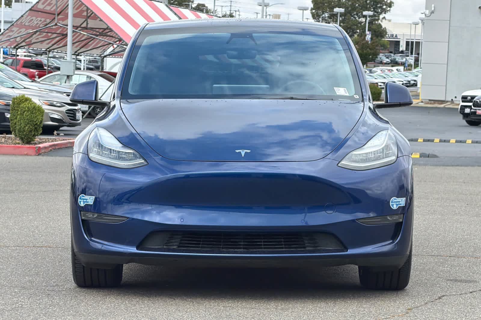 Used 2021 Tesla Model Y Long Range AWD/4WD image 10