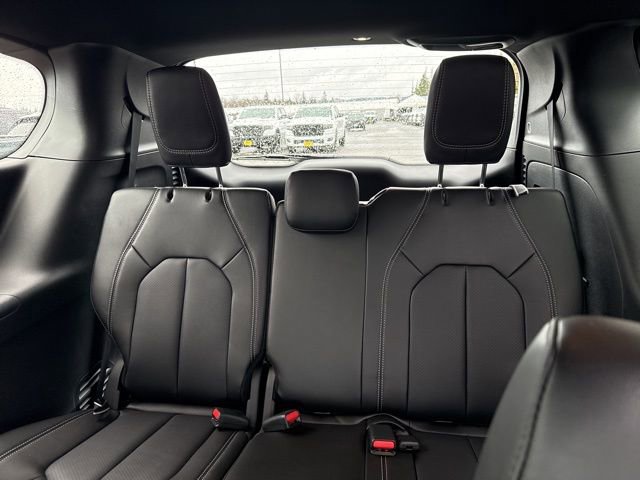 New 2026 Chrysler Pacifica Select AWD/4WD image 11