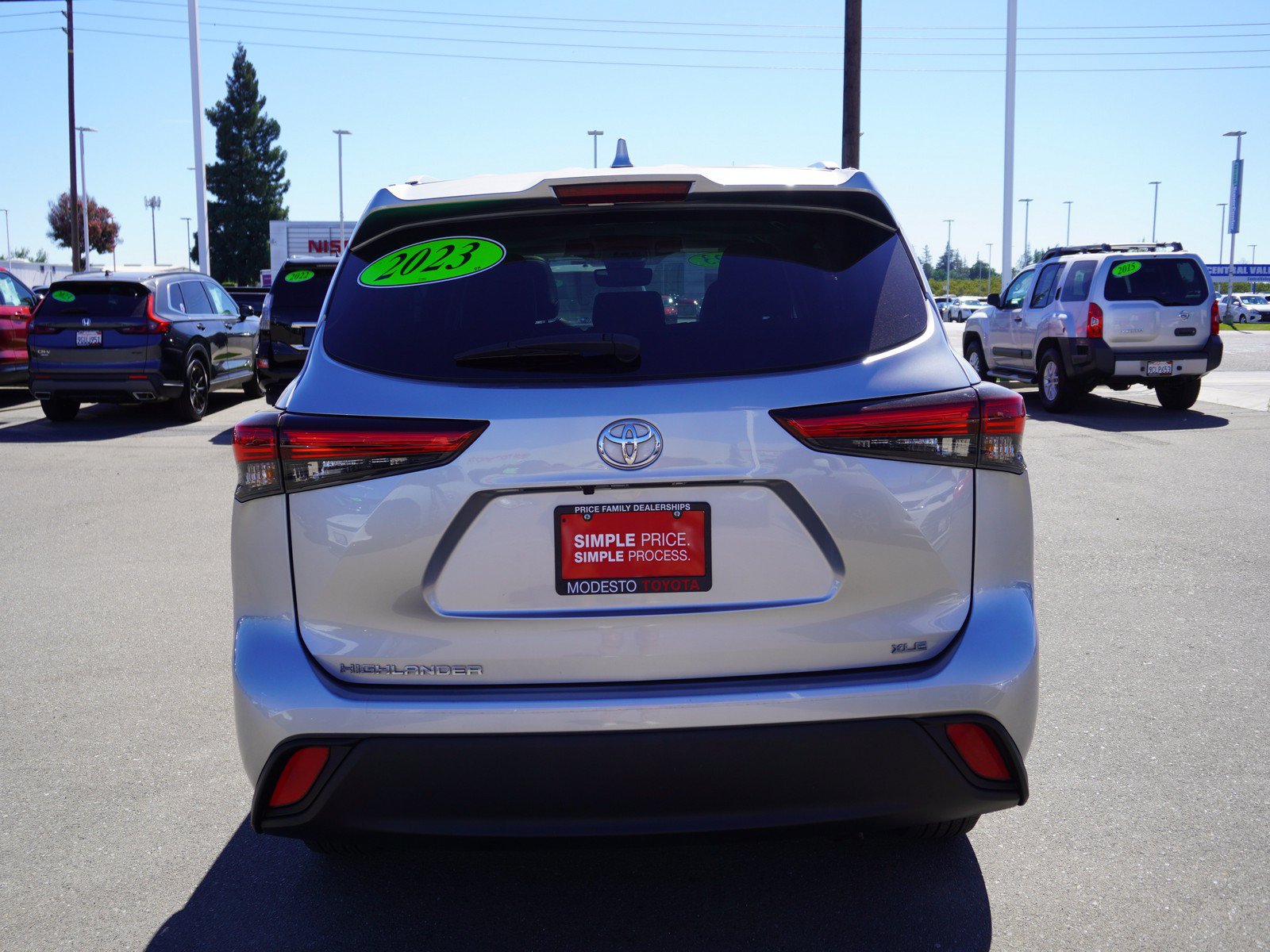 Used 2023 Toyota Highlander XLE FWD image 9