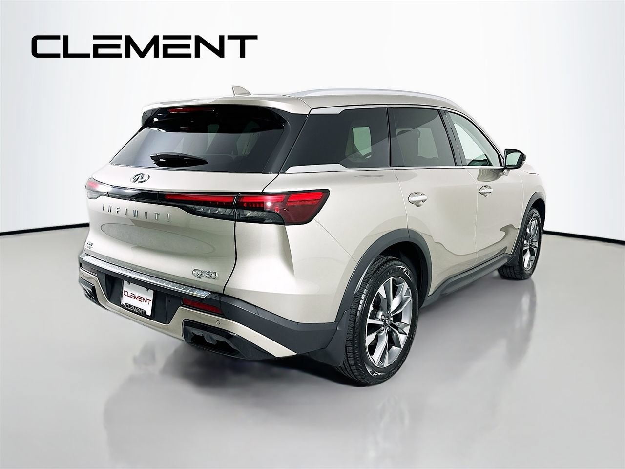 Used 2023 INFINITI QX60 Luxe w/ Vision Package AWD/4WD image 7