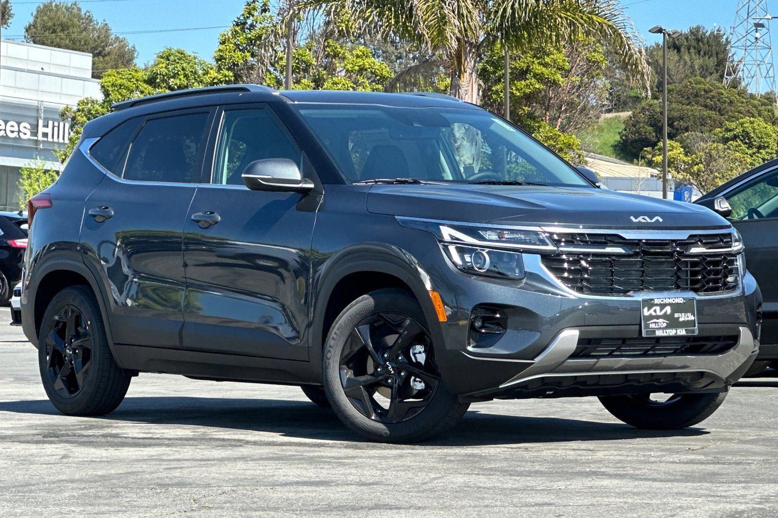New 2026 Kia Seltos EX FWD image 2