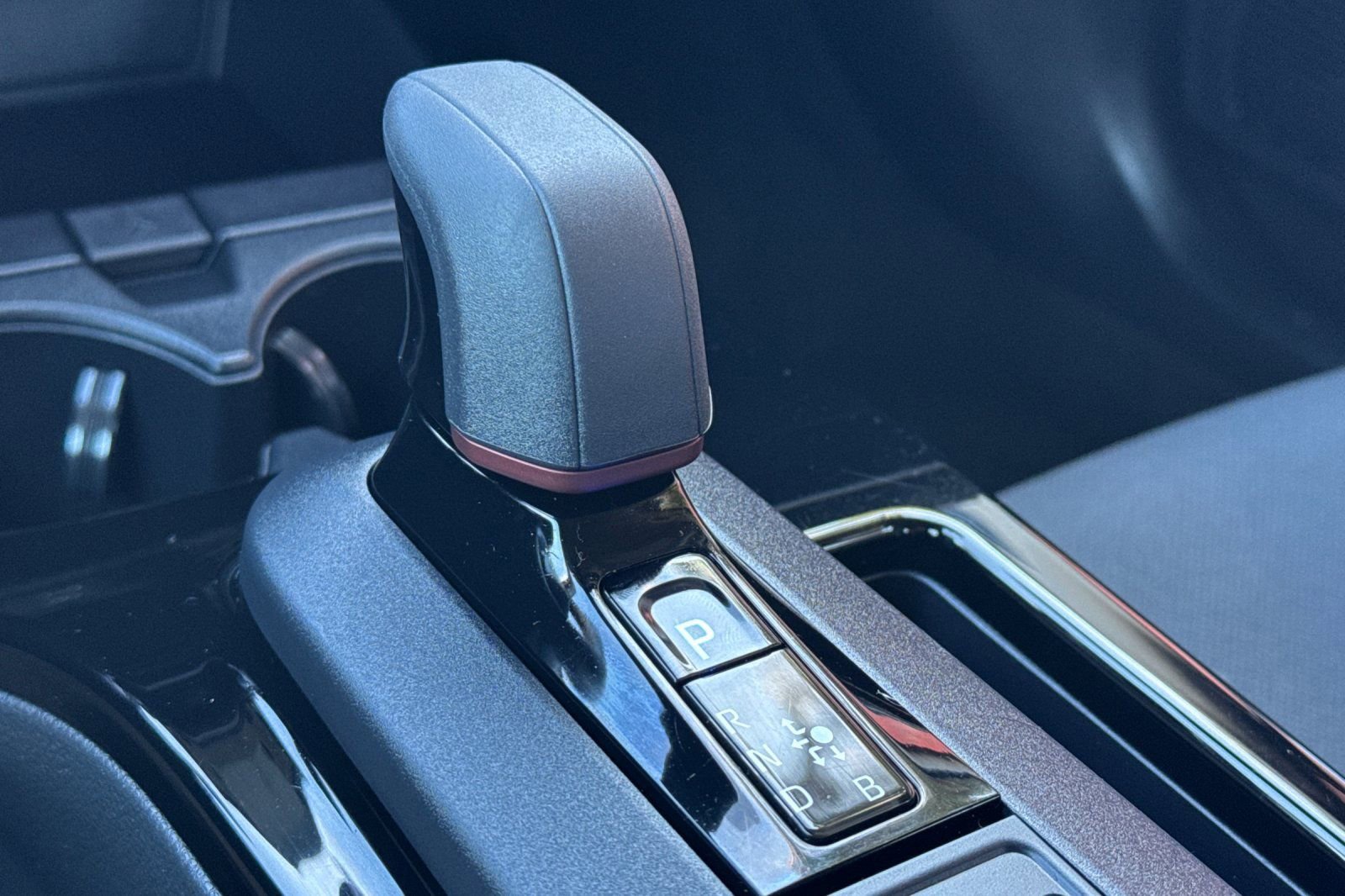 Used 2025 Toyota Prius Plug-In Hybrid image 25