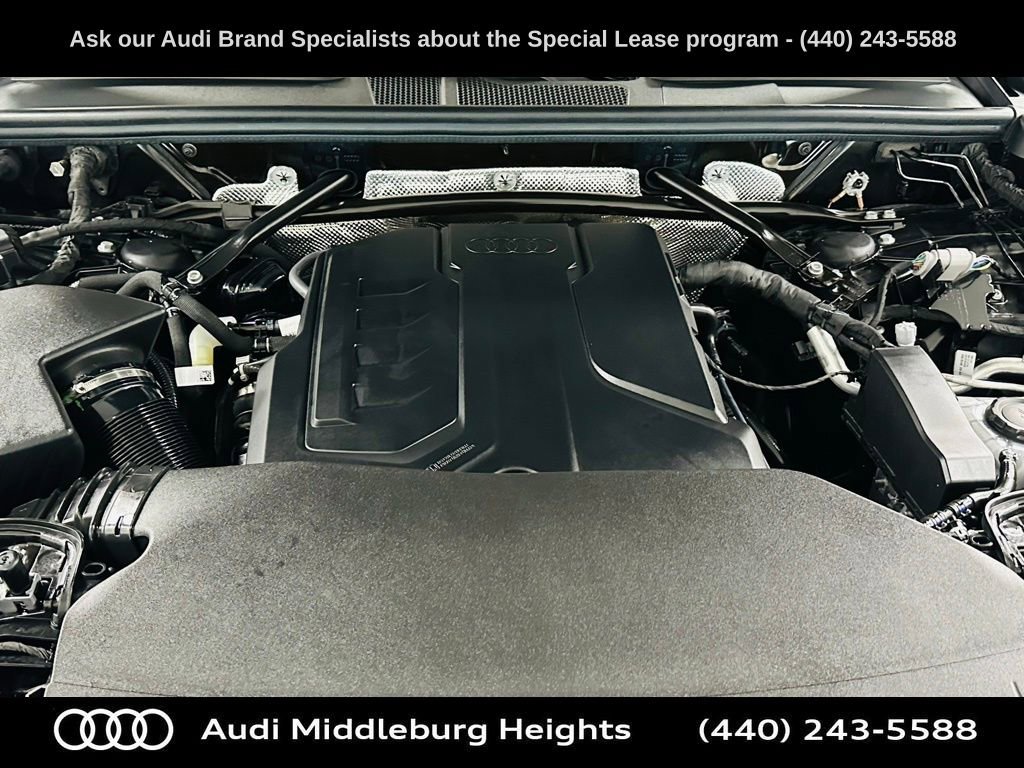 Certified 2025 Audi Q5 Premium w/ Convenience Package image 30