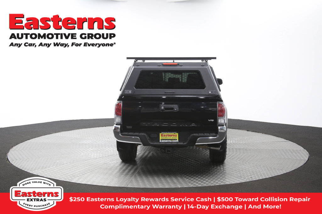 Used 2021 Toyota Tacoma TRD Off-Road AWD/4WD image 40