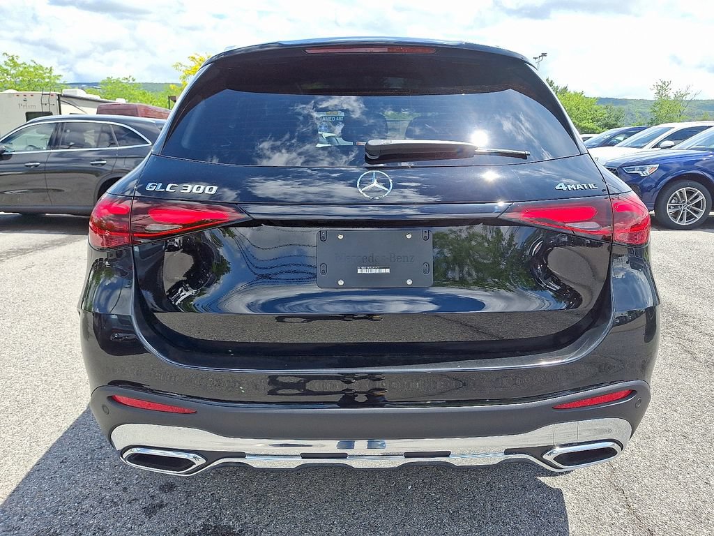 New 2025 Mercedes-Benz GLC 300 4MATIC image 8