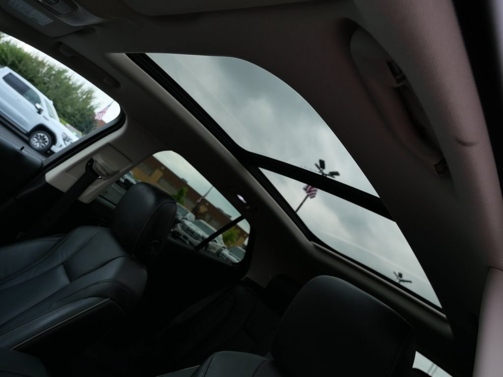 Used 2021 Buick Envision Essence w/ Technology Package I AWD/4WD image 15