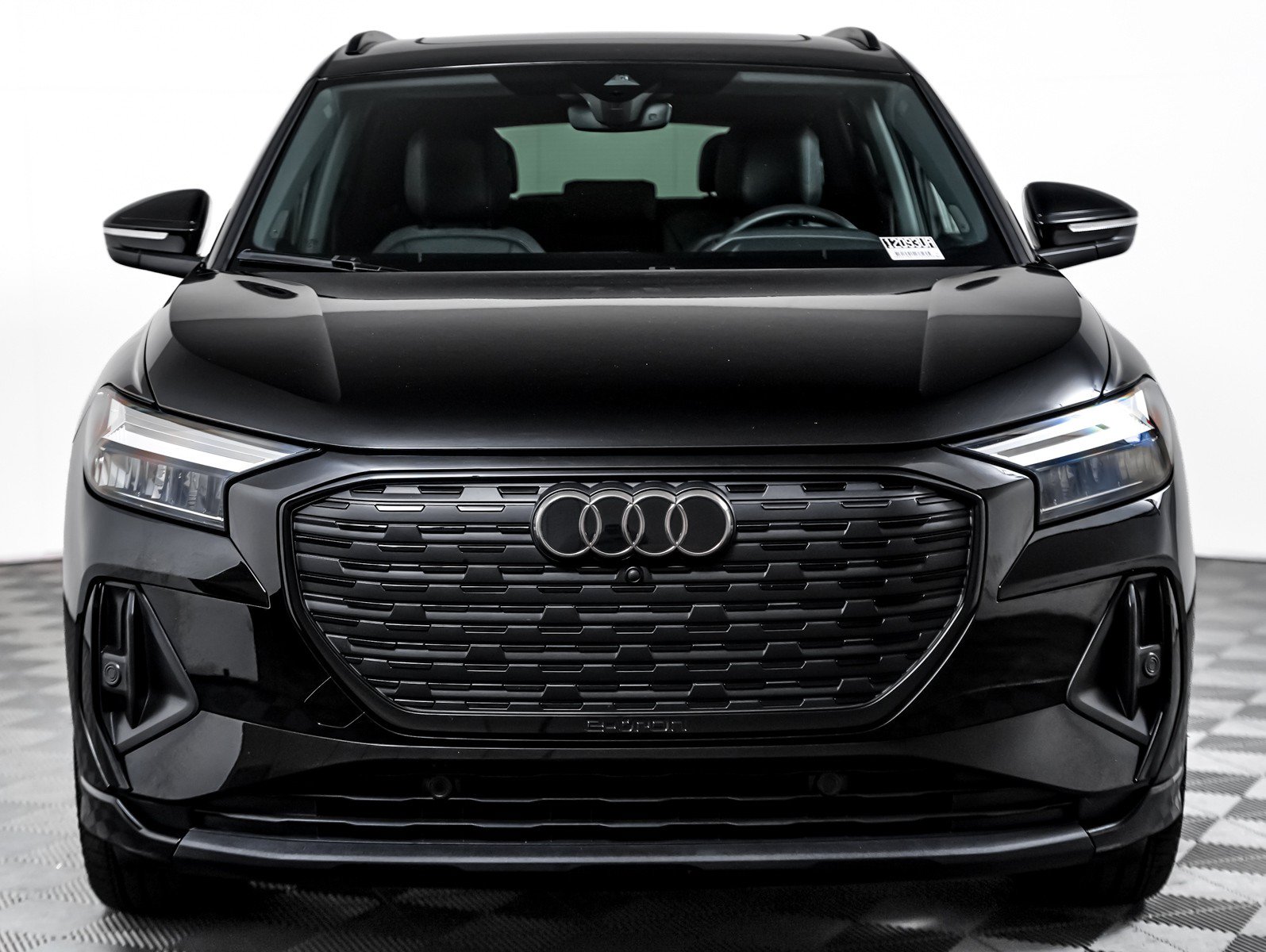 Used 2025 Audi Q4 e-tron Premium Plus w/ Premium Plus AWD/4WD image 6