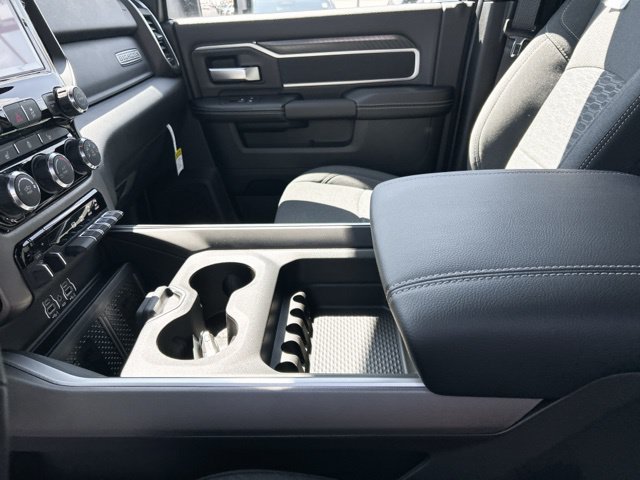 New 2026 RAM 2500 Big Horn AWD/4WD image 35