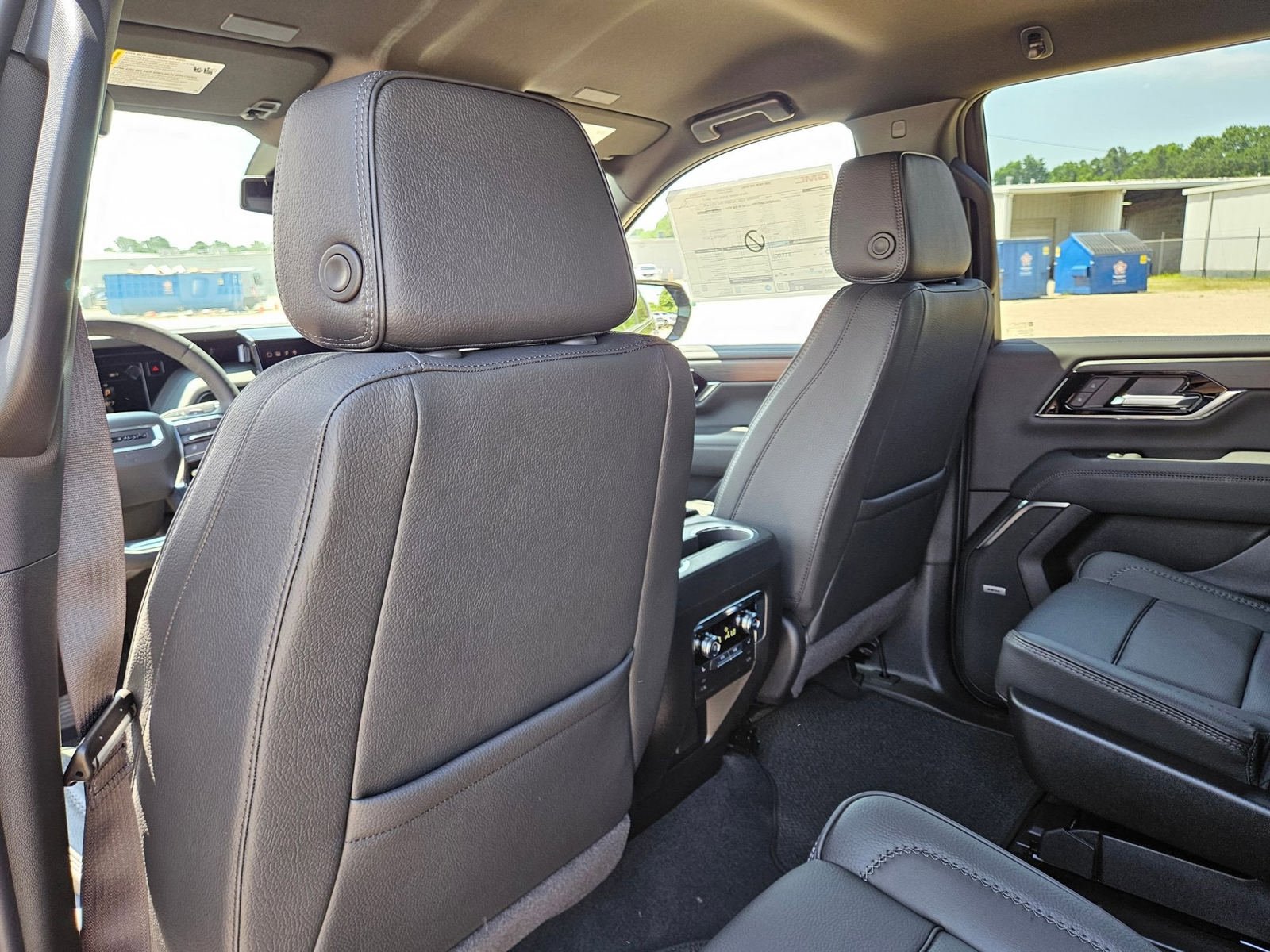 New 2026 GMC Yukon Denali AWD/4WD image 24