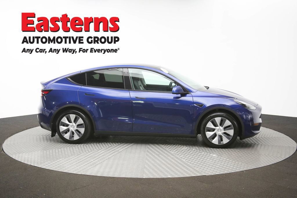 Used 2021 Tesla Model Y Long Range AWD/4WD image 40