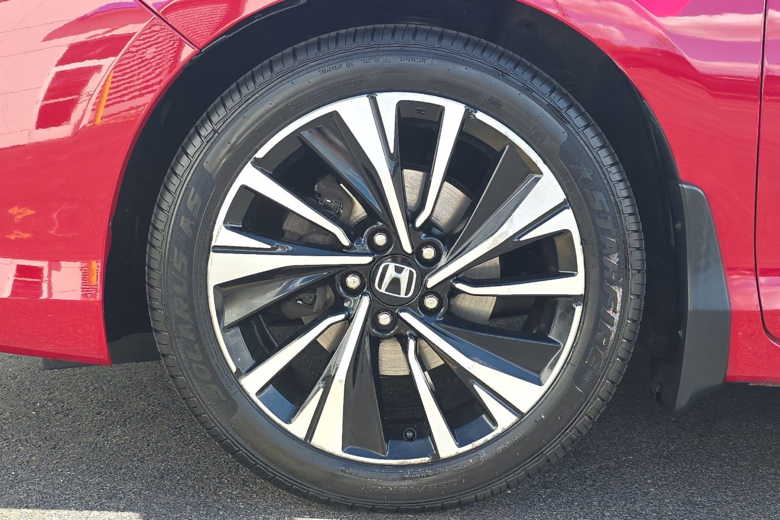 Used 2017 Honda Accord EX image 26