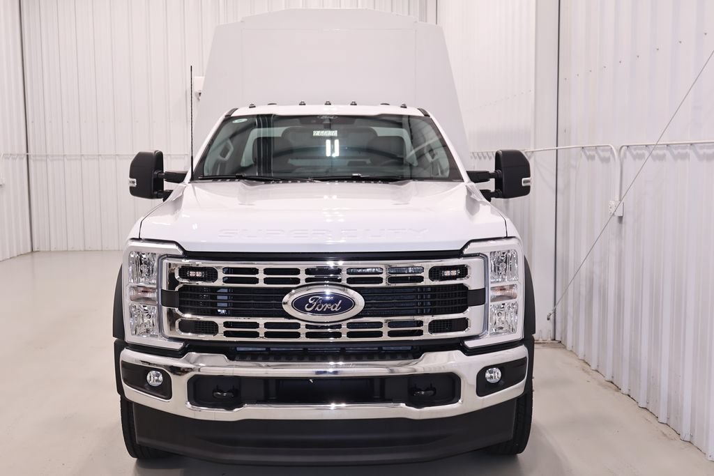 New 2026 Ford F550 4x4 Regular Cab Super Duty image 4