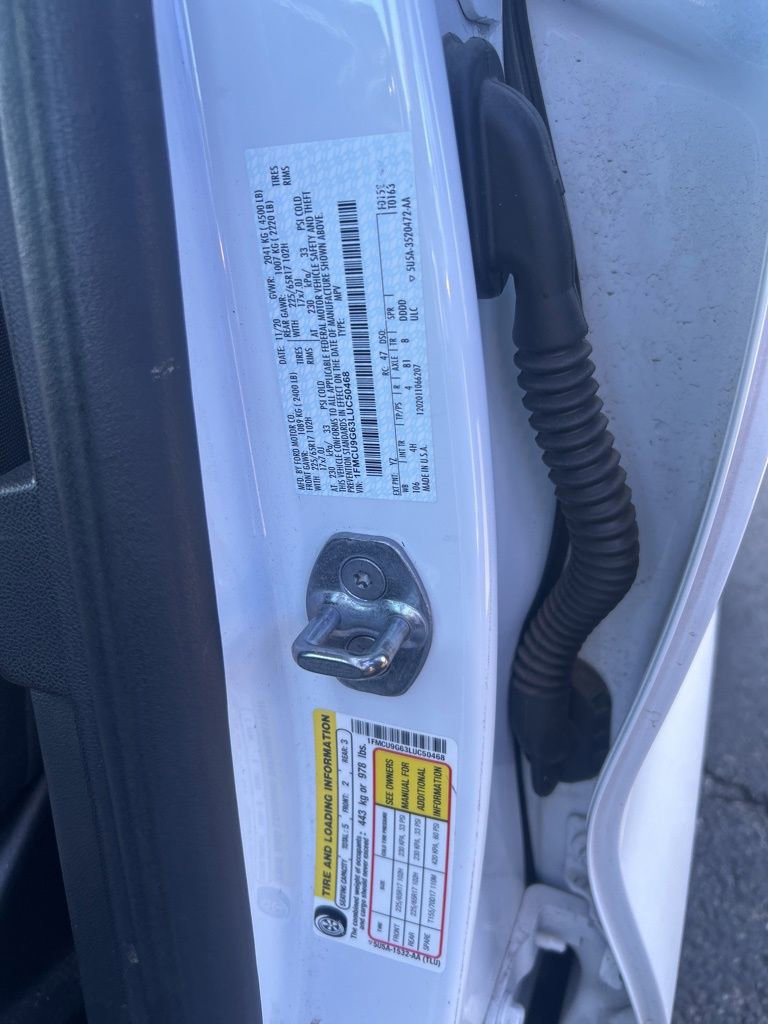 Used 2020 Ford Escape SE image 10