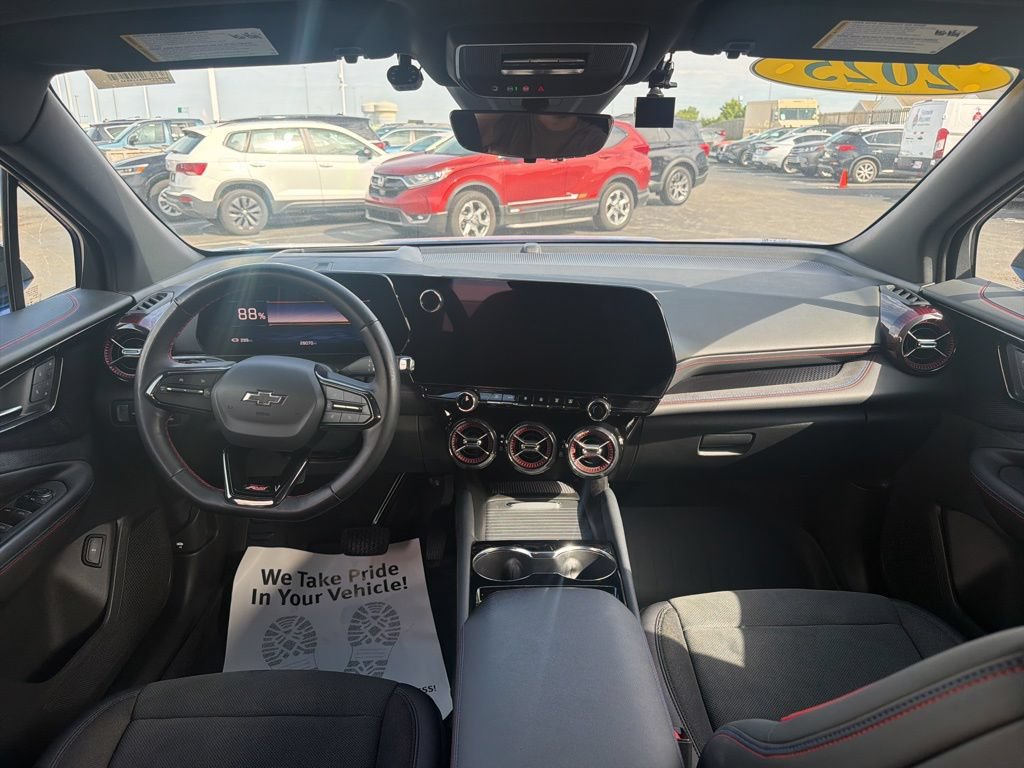 Used 2025 Chevrolet Blazer EV RS FWD image 14