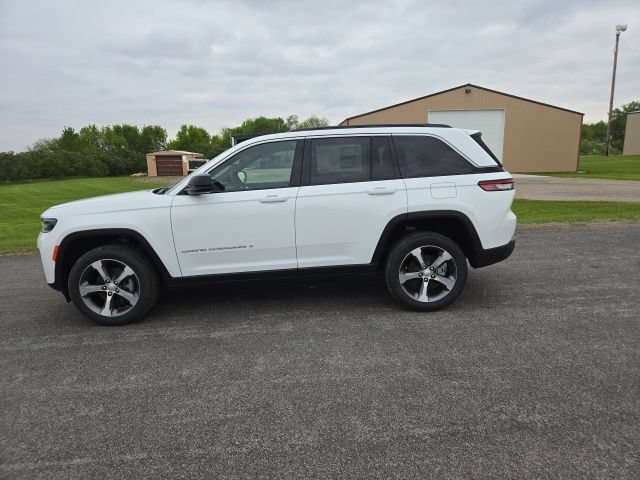 New 2026 Jeep Grand Cherokee Limited AWD/4WD image 3