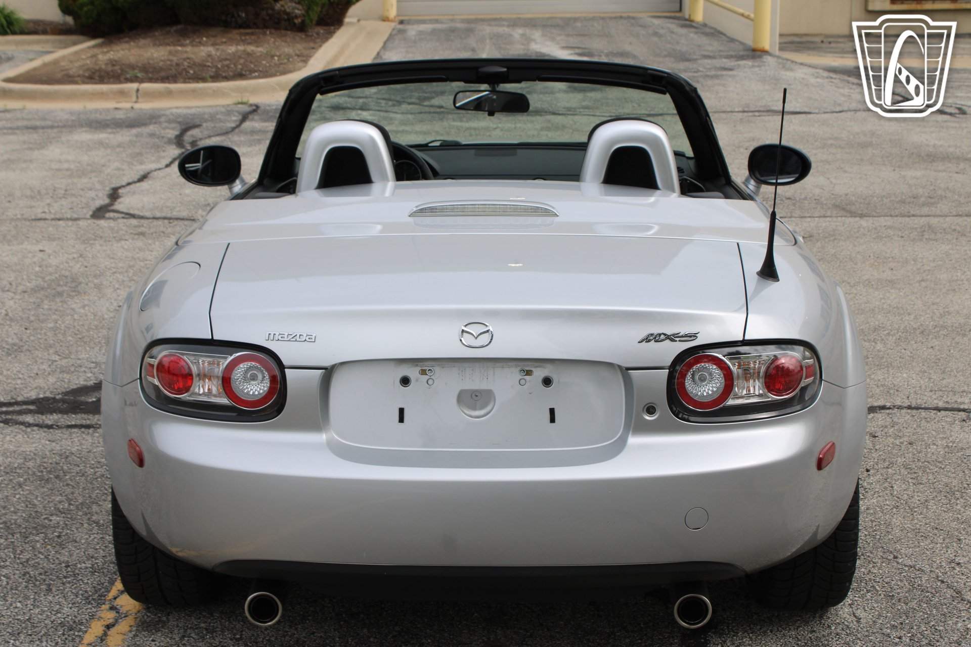 Used 2007 MAZDA MX-5 Miata Touring RWD image 3