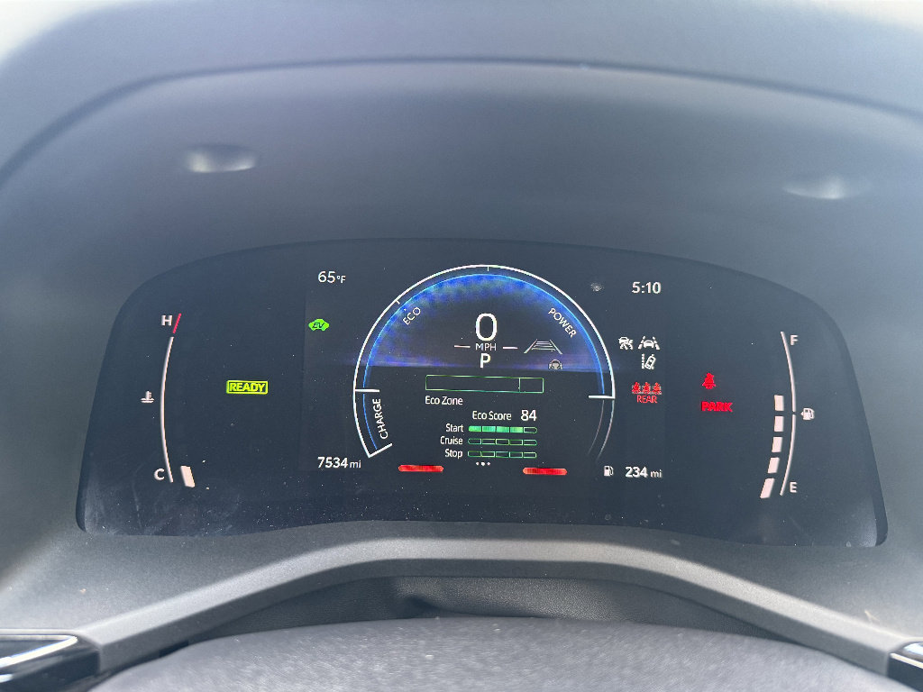 Used 2025 Toyota Camry LE AWD/4WD image 16
