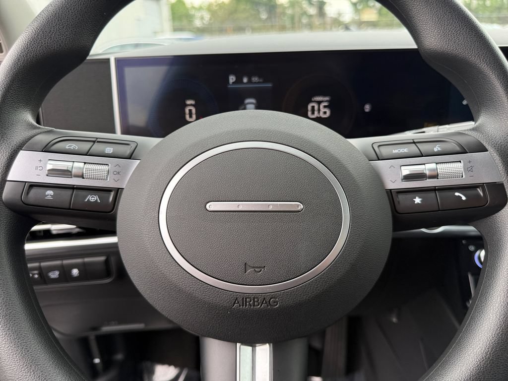 Used 2025 Hyundai Tucson SEL FWD image 20