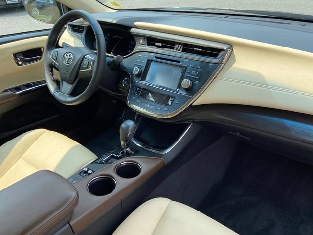Used 2016 Toyota Avalon XLE FWD image 26