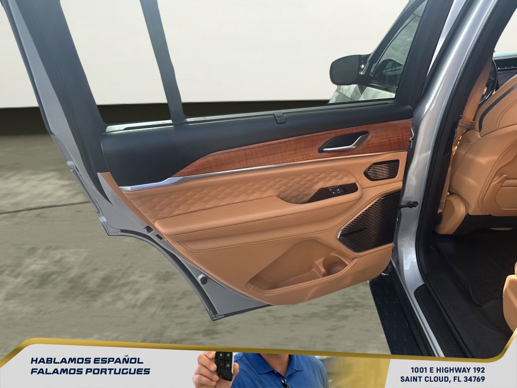 Used 2021 Jeep Grand Cherokee L Summit image 26