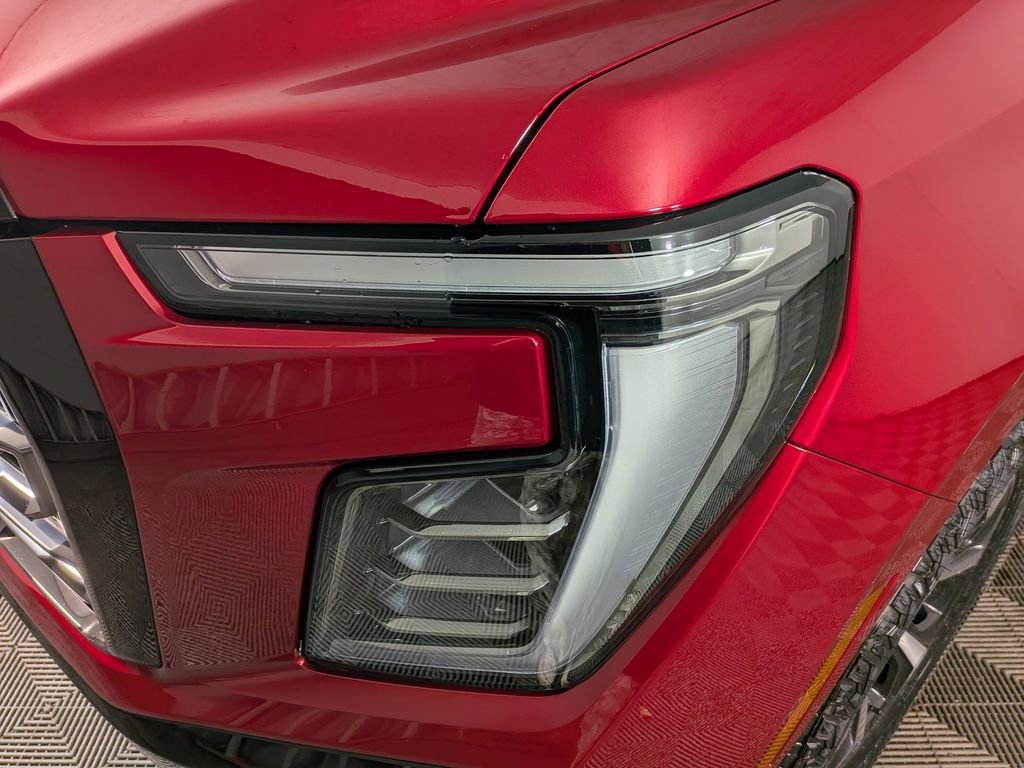 New 2026 GMC Yukon AT4 w/ AT4 Premium Plus Package image 13