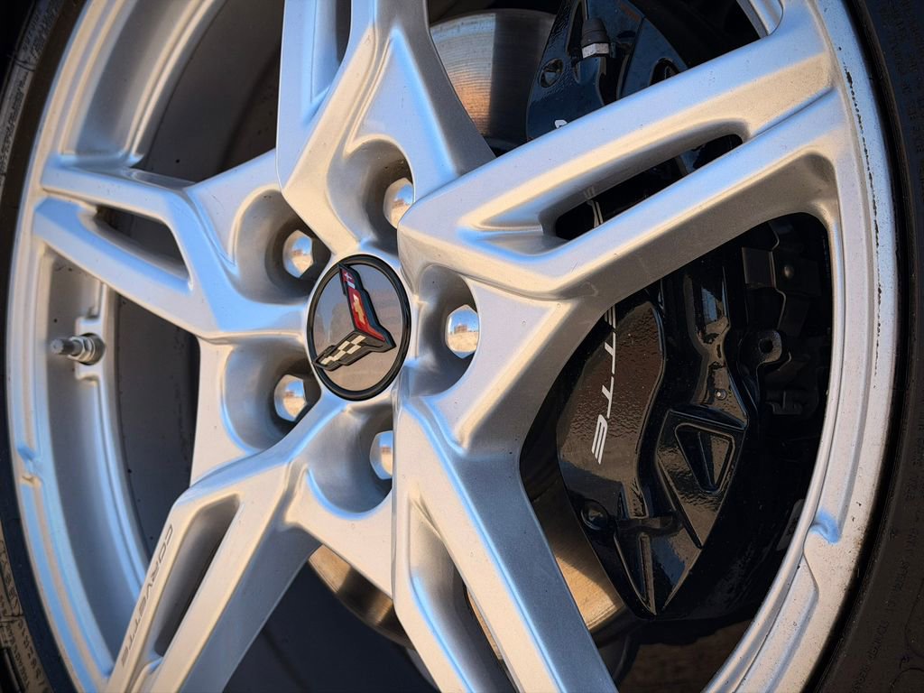 Used 2025 Chevrolet Corvette Stingray Premium Cpe w/ 3LT image 20