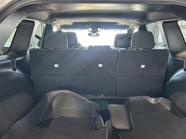 Used 2020 Jeep Grand Cherokee Laredo image 25