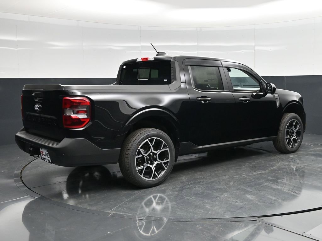 New 2026 Ford Maverick Lariat image 2