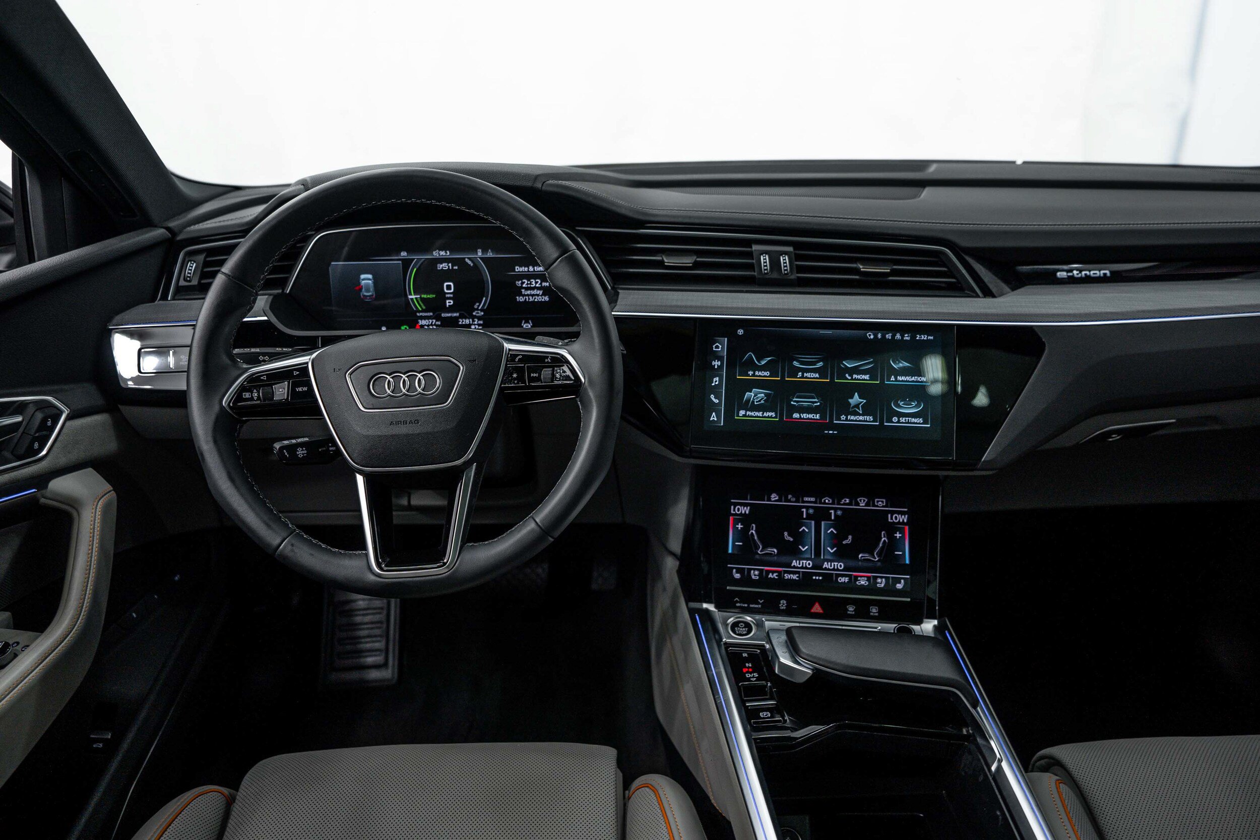 Certified 2024 Audi Q8 e-tron Prestige w/ Prestige Package AWD/4WD image 20