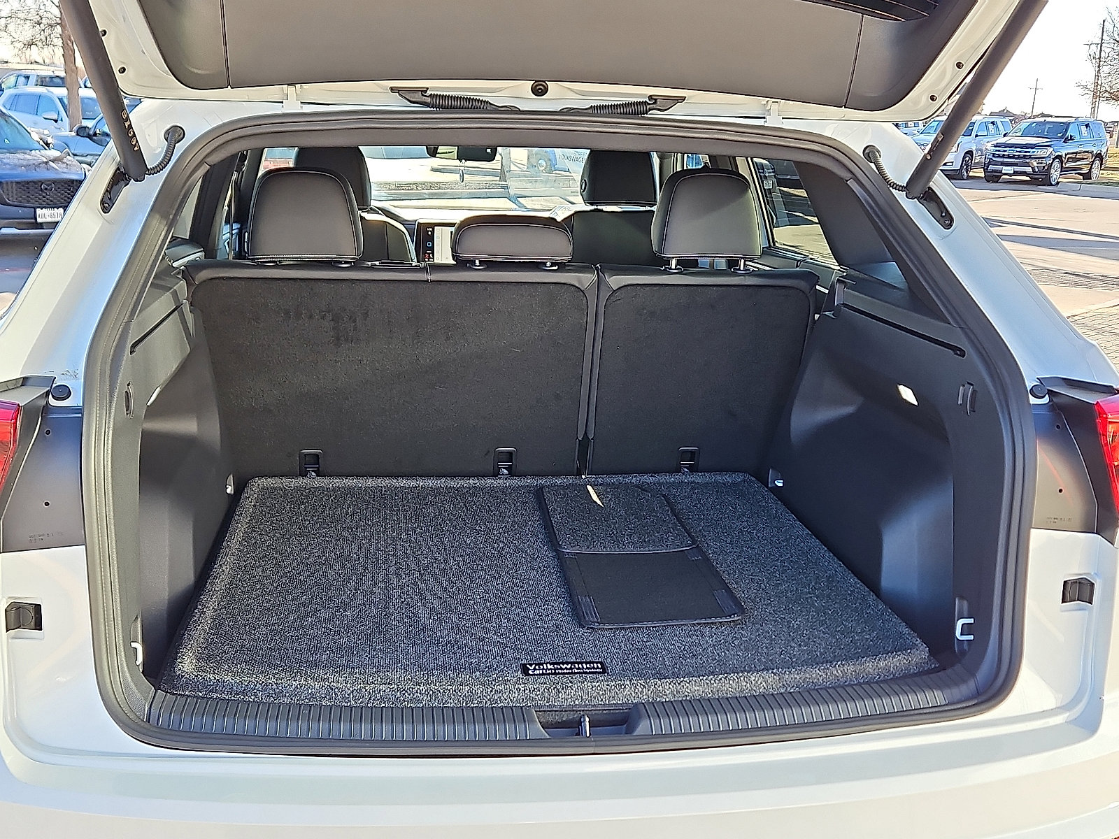 New 2026 Volkswagen Atlas Cross Sport SEL image 7