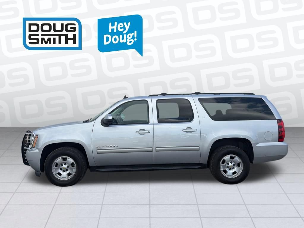 Used 2011 Chevrolet Suburban LT w/ Luxury Package image 3