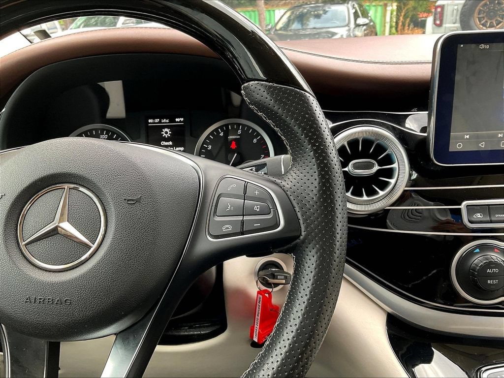 Used 2020 Mercedes-Benz Metris Passenger image 11