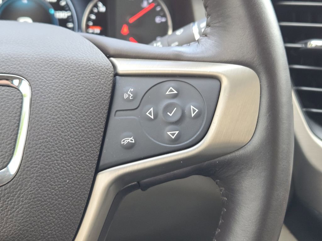 Used 2019 GMC Acadia Denali w/ Technology Package FWD image 28