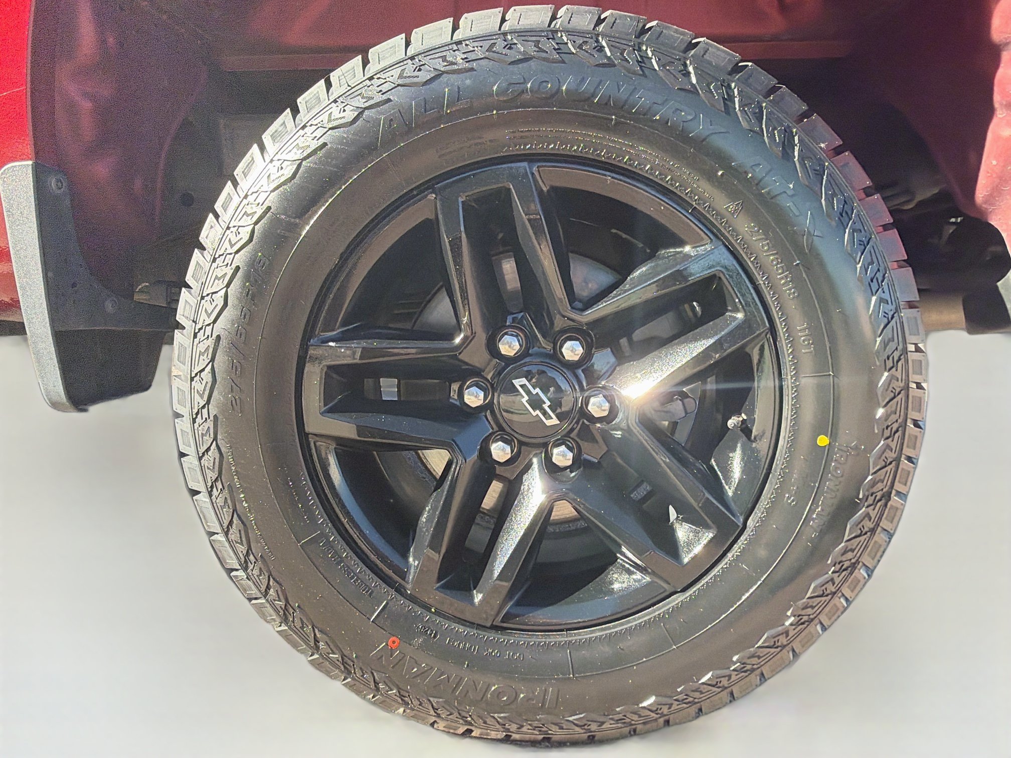Used 2021 Chevrolet Silverado 1500 Custom Trail Boss w/ LPO, Dark Essentials Package AWD/4WD image 11