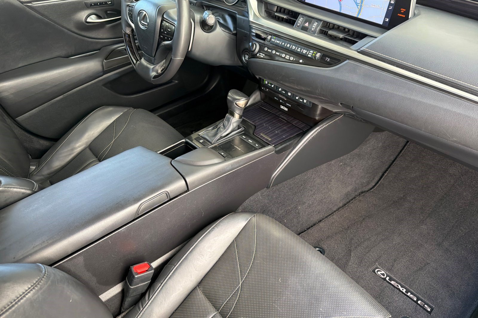 Used 2019 Lexus ES 350 Ultra Luxury w/ Accessory Package 2 FWD image 19