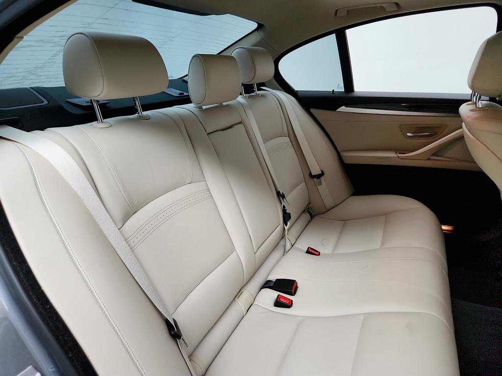 Used 2014 BMW 535i Sedan RWD image 29