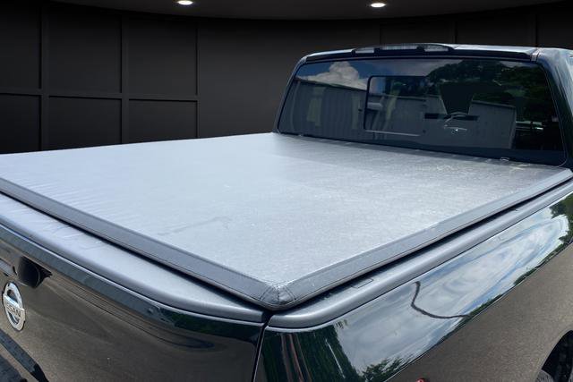 Used 2019 Nissan Titan SV AWD/4WD image 32