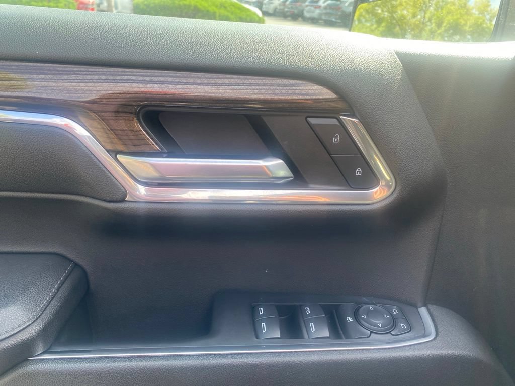 Used 2023 Chevrolet Silverado 1500 LT AWD/4WD image 13