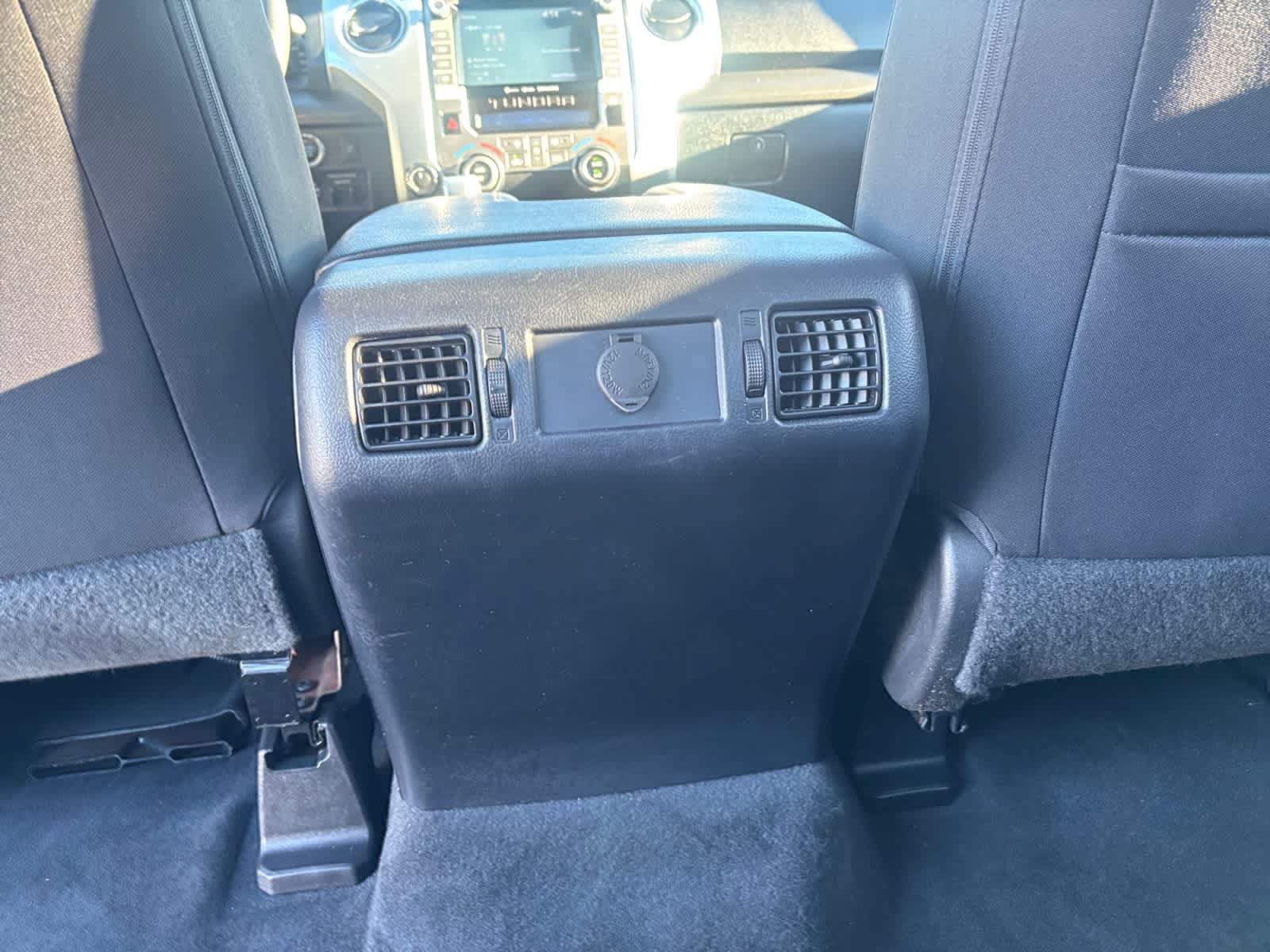 Used 2020 Toyota Tundra 4x4 CrewMax image 16