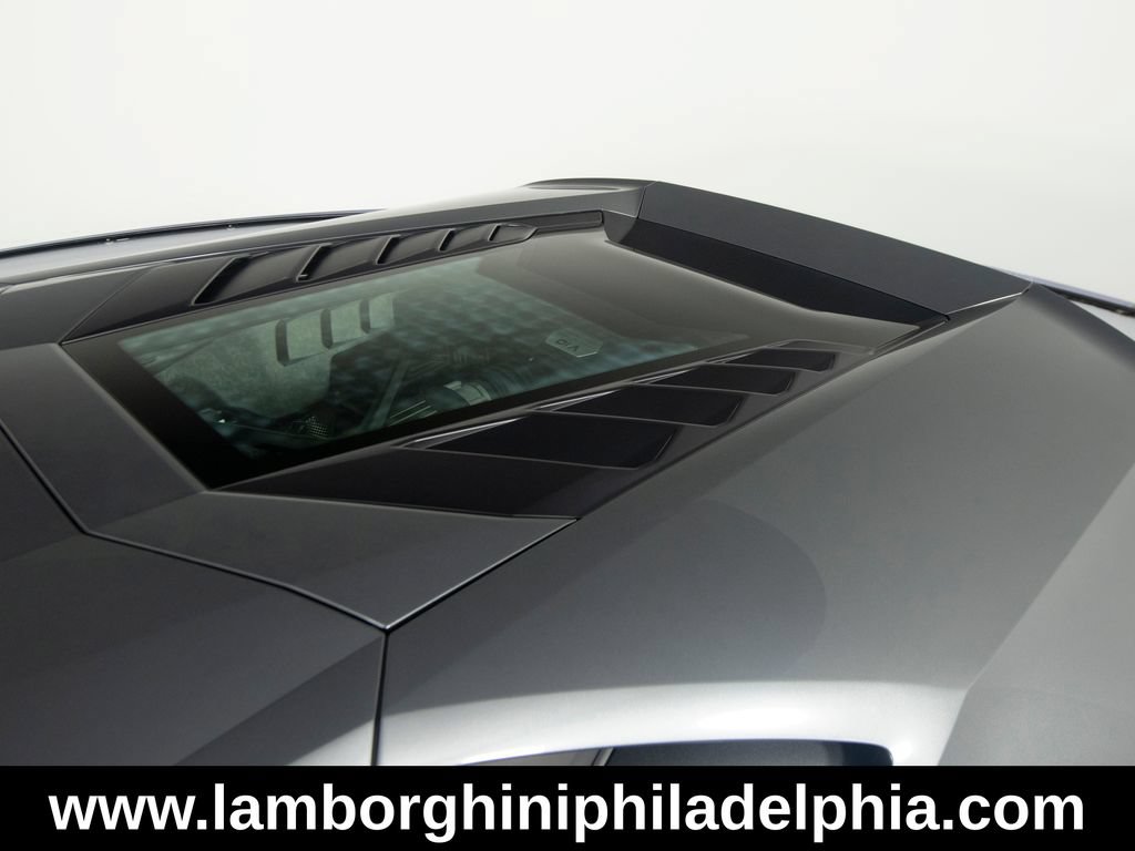 Used 2015 Lamborghini Huracan LP 610-4 AWD/4WD image 46