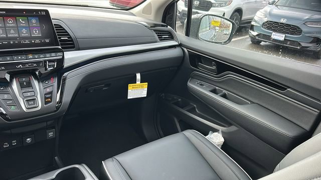 New 2026 Honda Odyssey Touring image 21