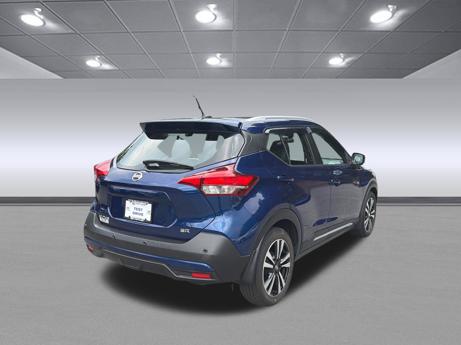 Used 2020 Nissan Kicks SR w/ SR Premium Package FWD image 5