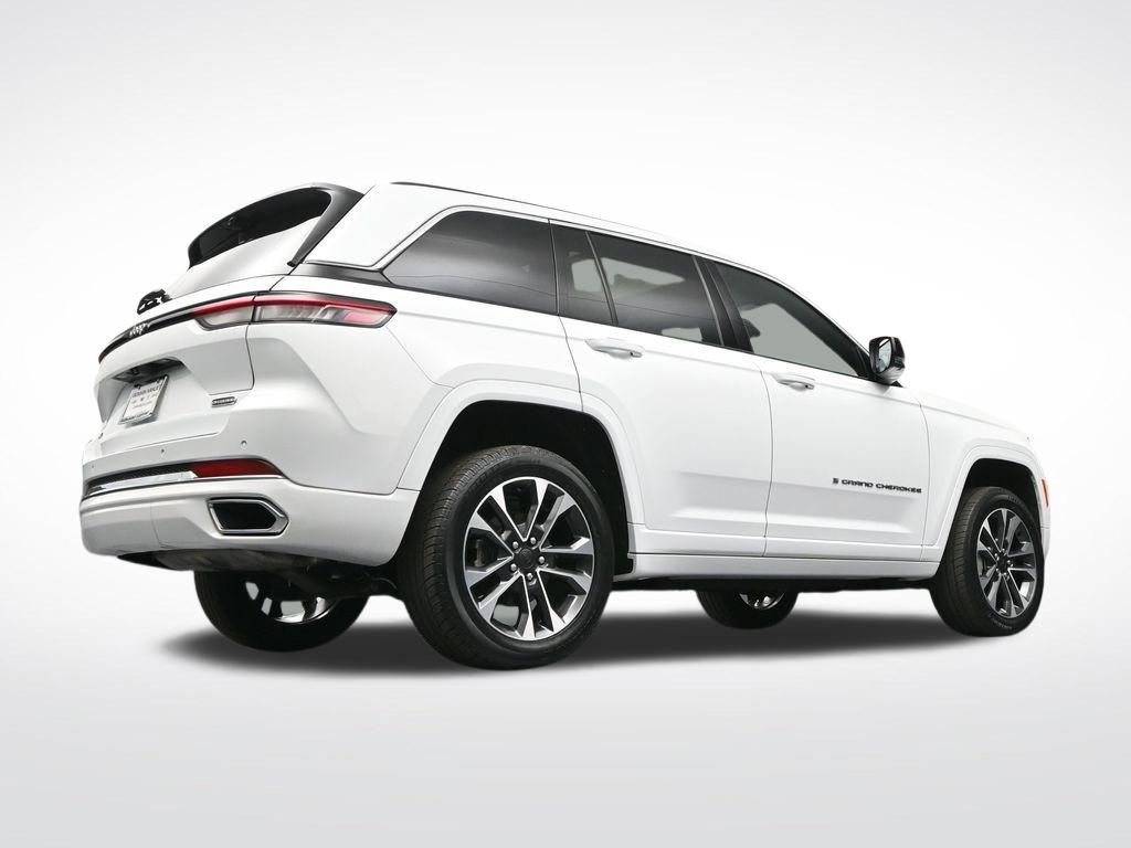Used 2022 Jeep Grand Cherokee Overland w/ Adv Protech Group III image 29