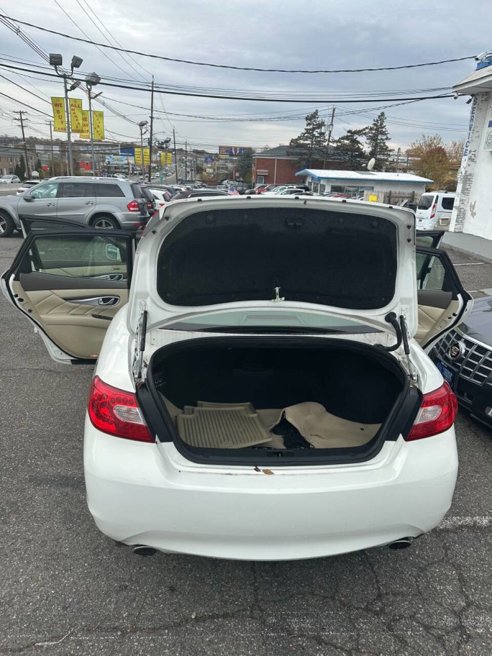 Used 2012 INFINITI M37 x w/ Premium Pkg image 3